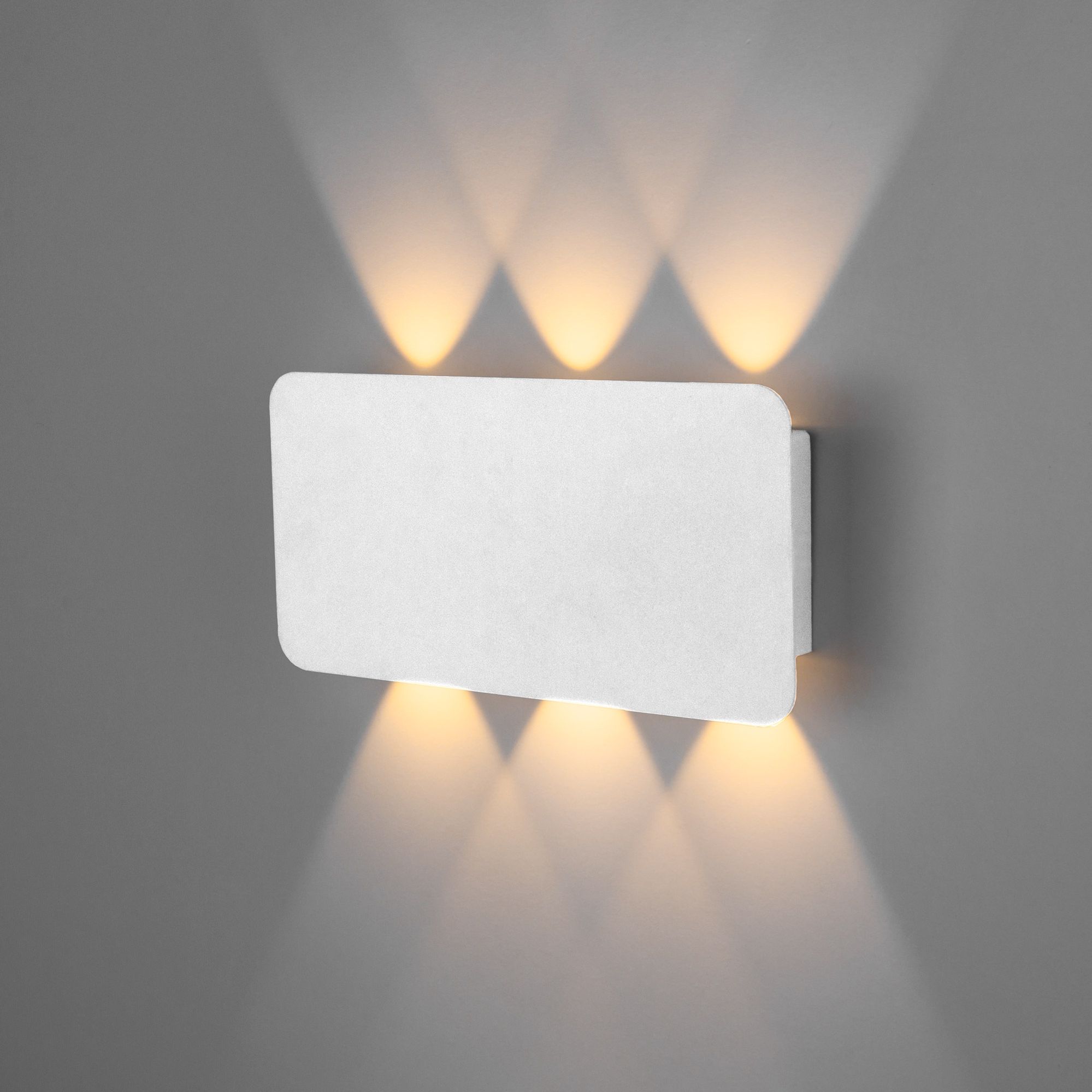 Светильник настенный Elektrostandard Angle LED 40138/1 LED белый