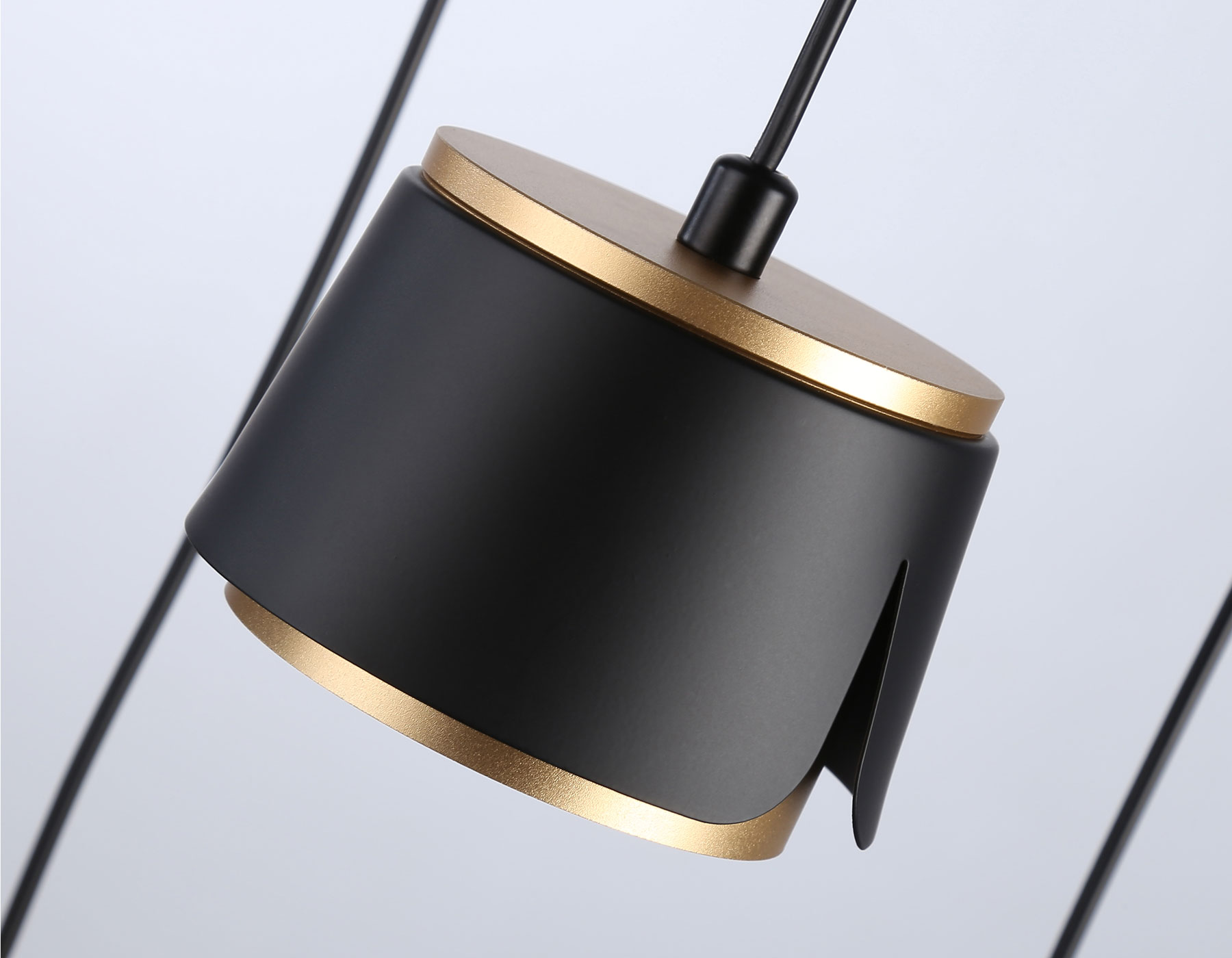 Светильник подвесной со сменной лампой Ambrella TN71252/3 BK/GD черный/золото GX53/3 D250*1090