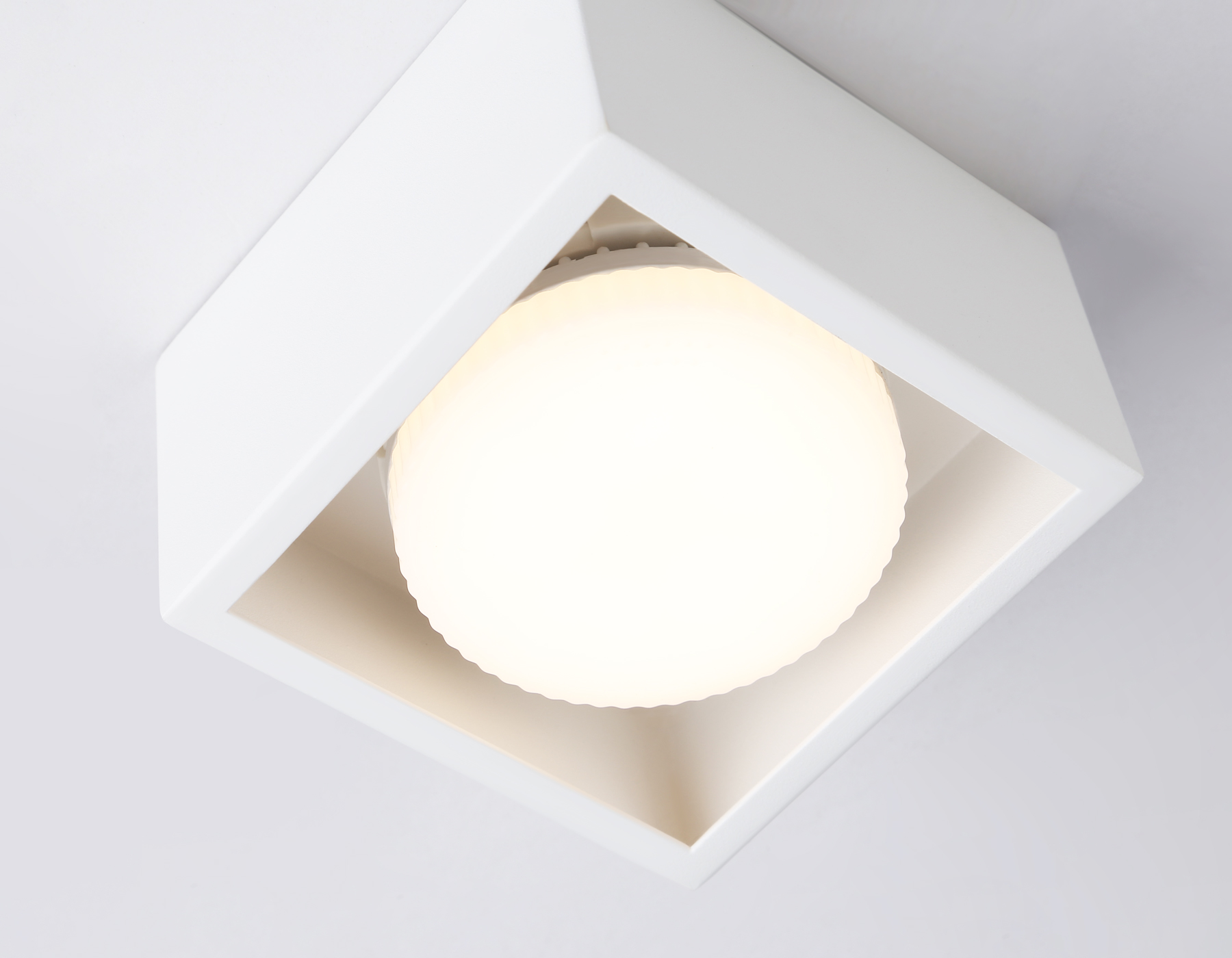 Светильник накладной AMBRELLA TN70825 WH белый GX53 max 12W 100*100*60 
