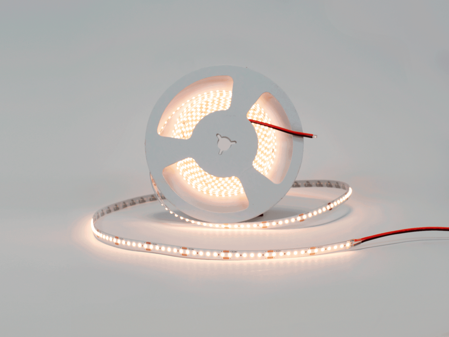 Светодиодная лента 9Вт/м SWG-DOT168, IP20, 24В, Теплый белый, 3000К