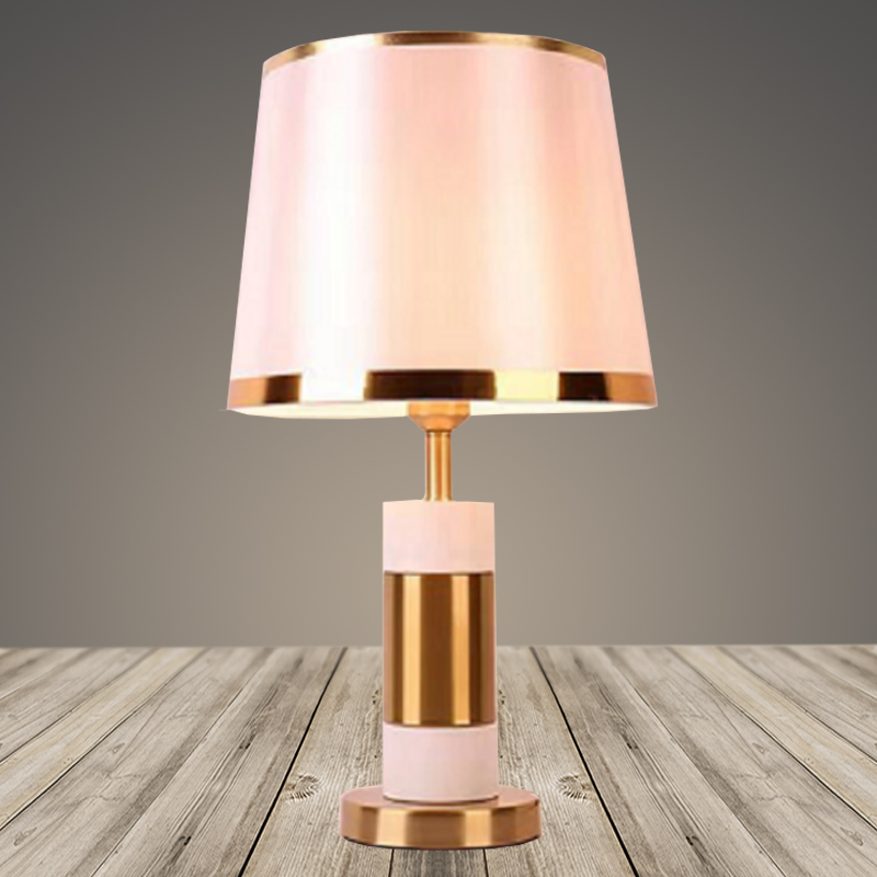 Настольная лампа A19874 FGD+WT золото/белый абажур h520 1х40W E27, DIY22