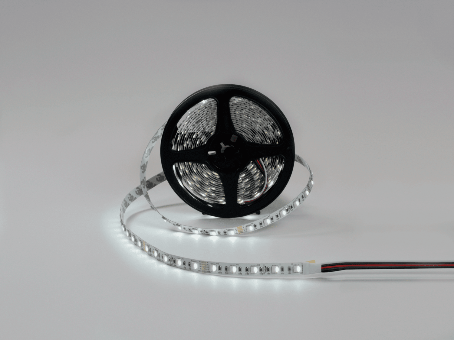 Лента светодиодная SWG SWG560-24-19.2-RGB+W-M 5050 4в1 19,2 Вт/м (60 led/m) IP20 RGB+Холодный