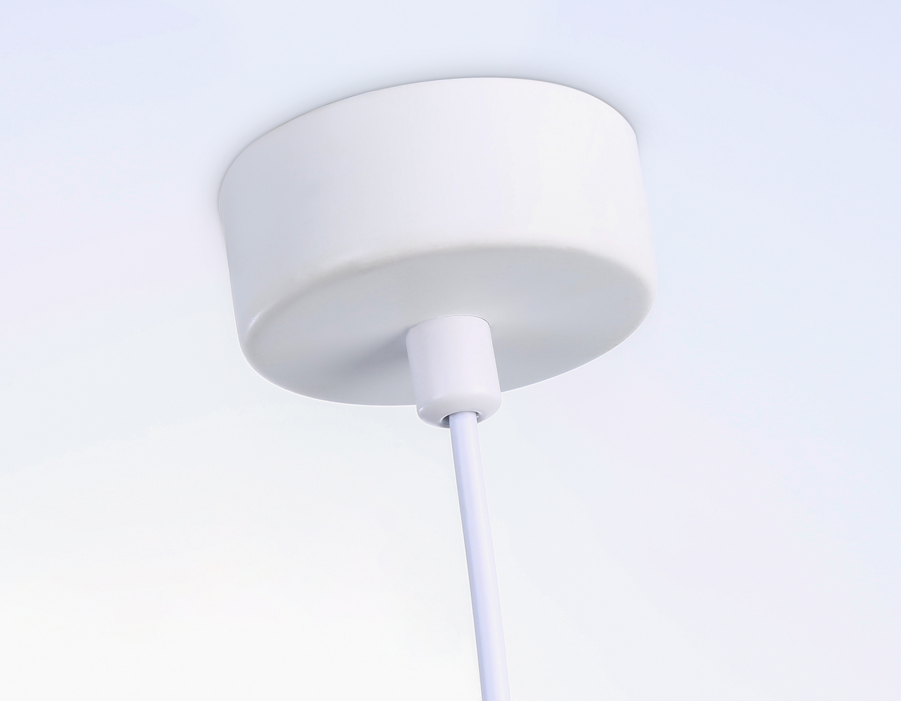 Светильник подвесной со сменной лампой Ambrella TN71245 WH/GD белый/золото GX53 D100*1090