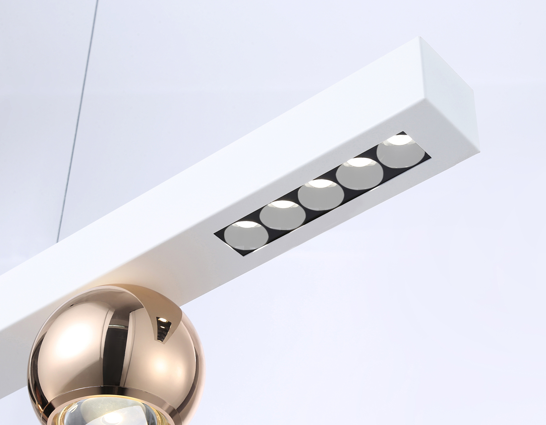 Светильник подвесной светодиодный Ambrella FL5955 WH/GD белый/золото 4200K 18W 1000*70*1200(Без ПДУ)