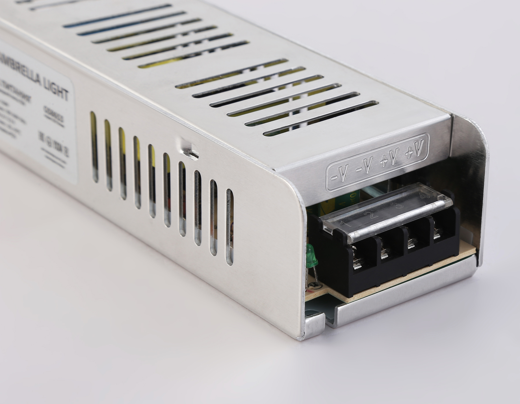Блок питания с EMC для светодиодной ленты 12V 150W 12,5A IP20 185-260V 200*58*40 GS8653
