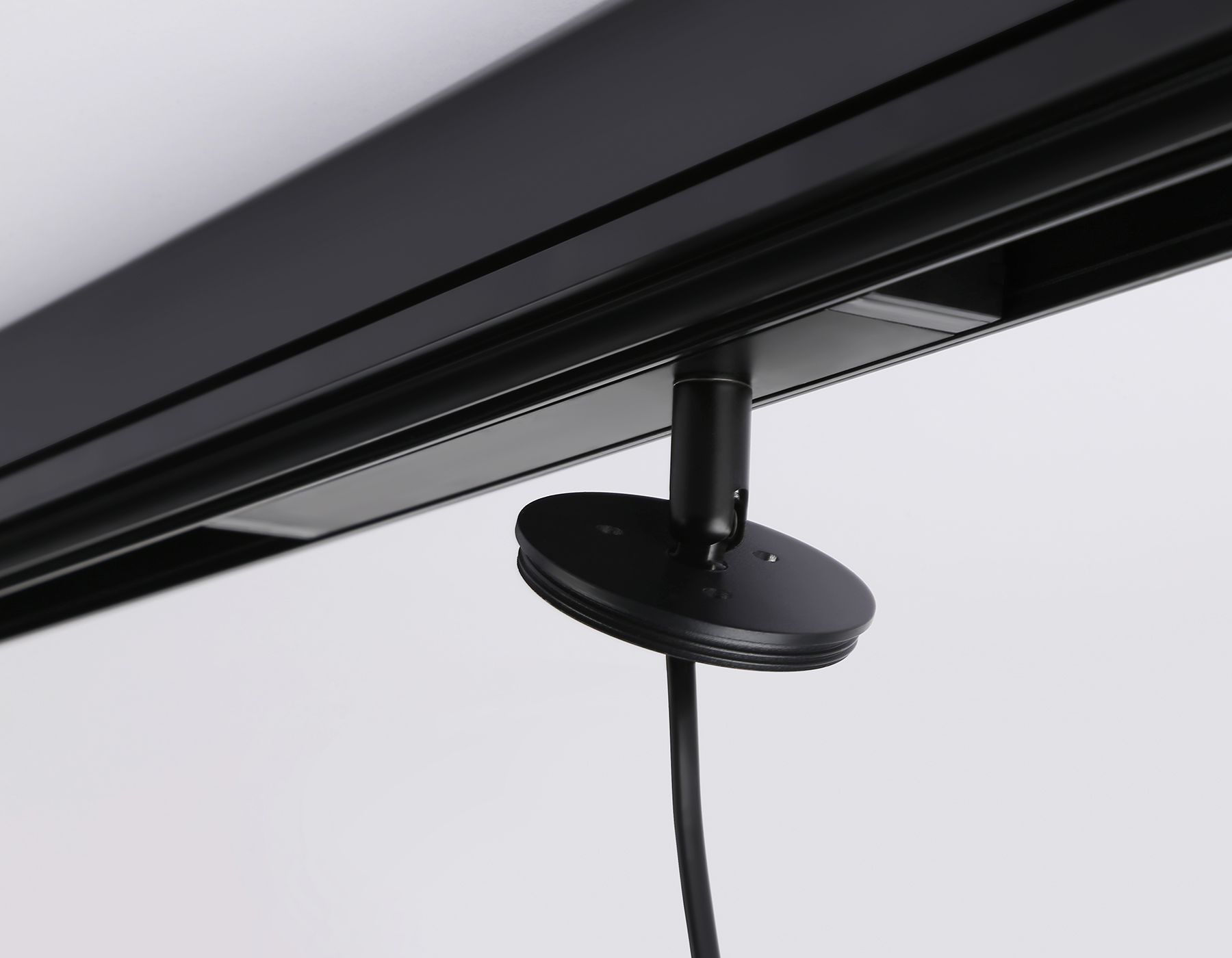 Крепеж трековый для корпуса DIY D60mm Magnetic 220V A2545 BK черный 232*60*80