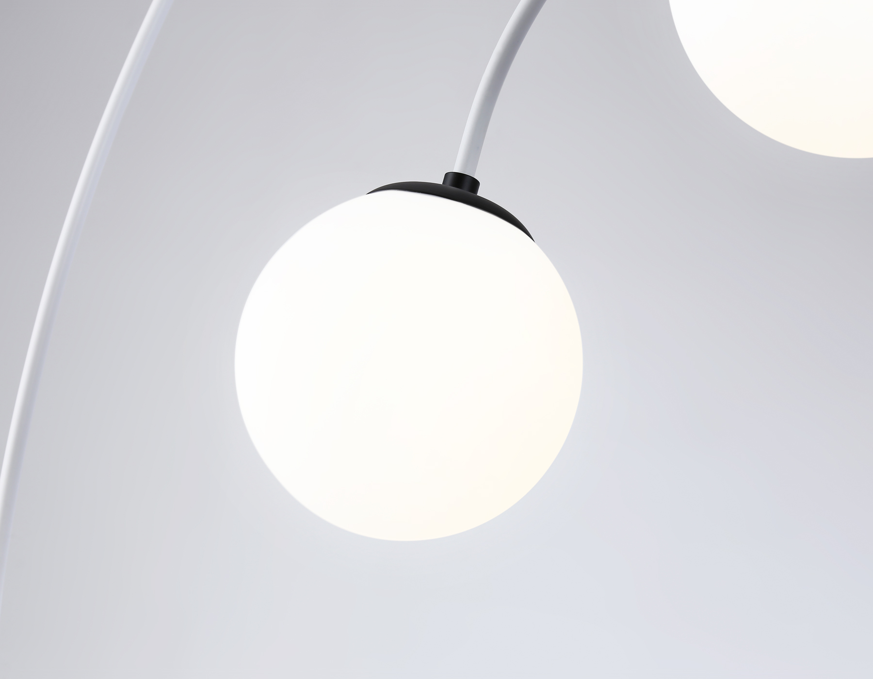 Люстра подвесная Ambrella TR2572/4 WH/BK белый/черный E27/4 max 60W D790*1120