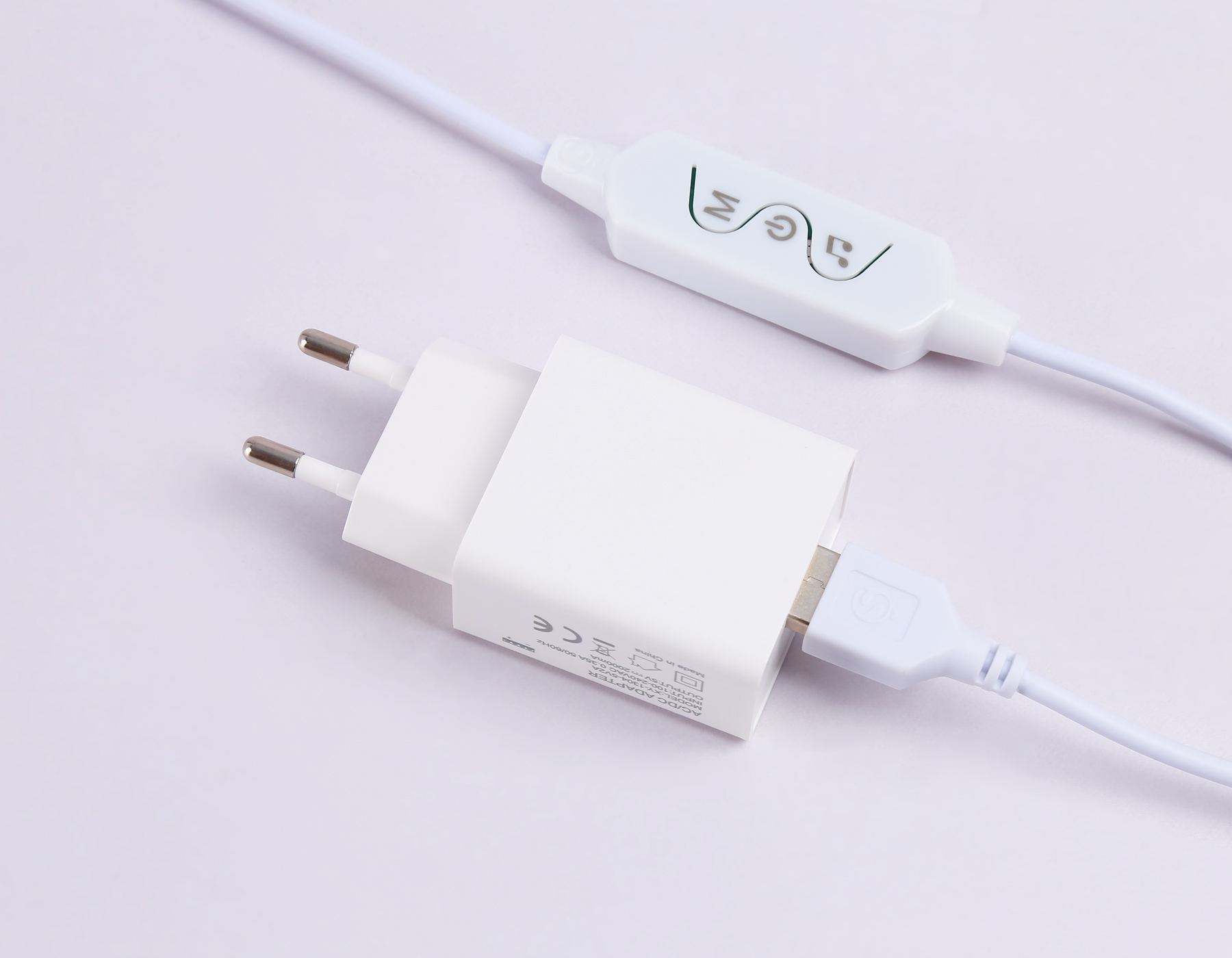 Светильник светодиодный напольный с пультом FL8025 WH белый LED 20W RGB D32*1650 (ПДУ РАДИО 2.4G)