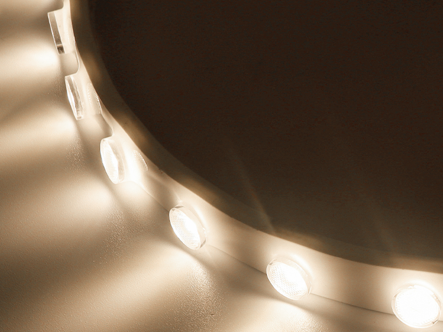 Светодиодная лента мини фокусирующая SWG-WL236, SMD2835, 36led/m, 14Вт/м, 24В, 4000K, 15°, IP67