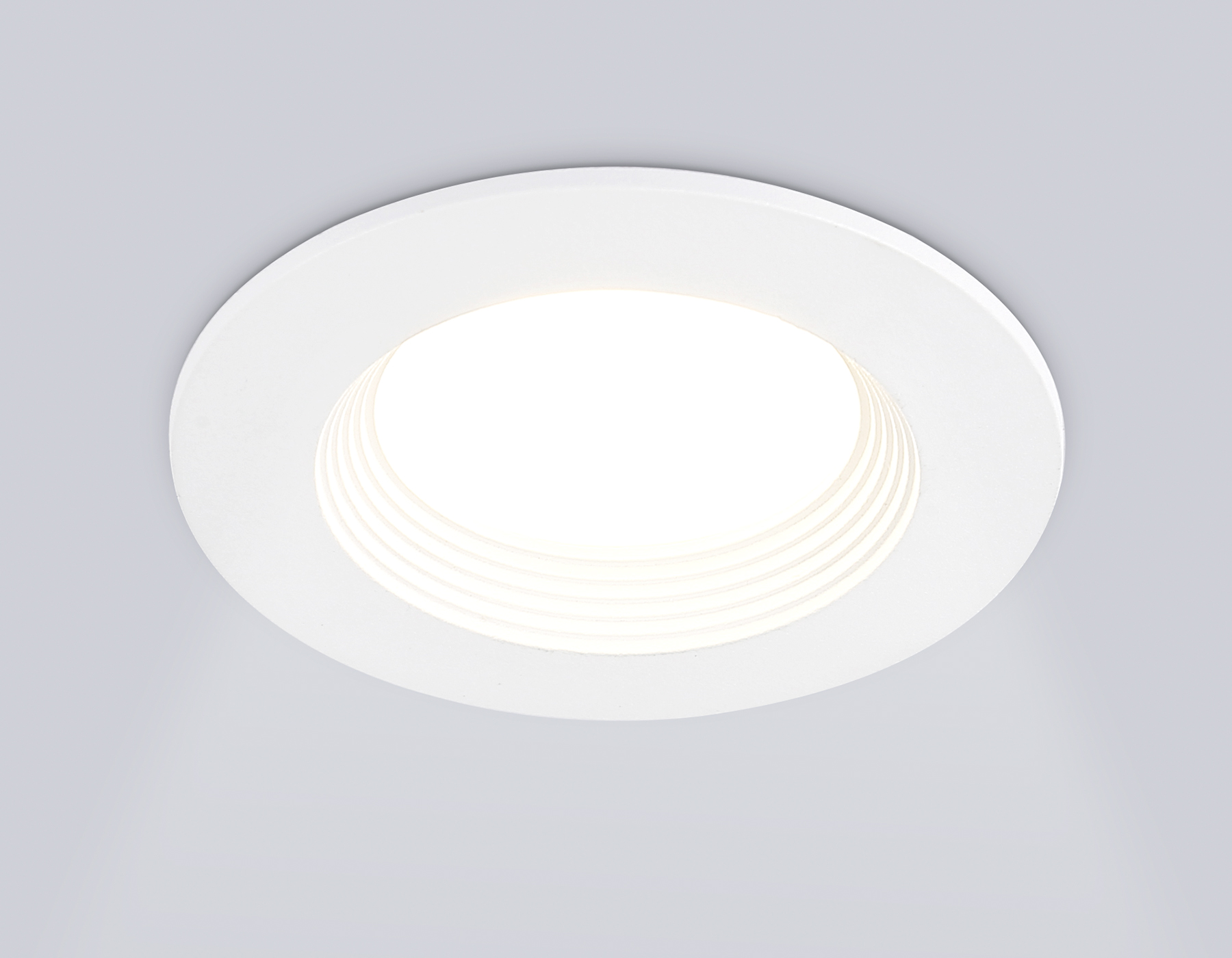 Светильник Ambrella TN102815 WH белый GU5.3 D80*28