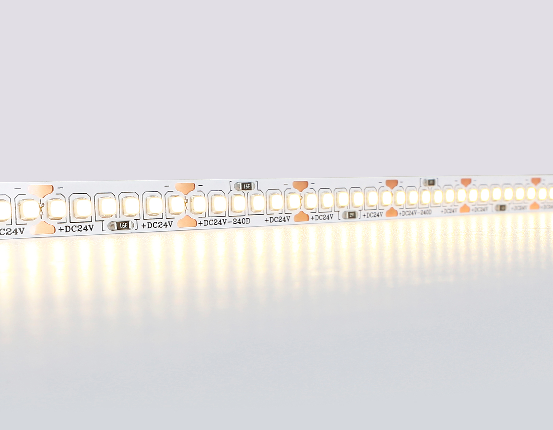 Светодиодная лента AMBRELLA GS3301 2835 240Led/ 18W m/ 24V IP20 3000K/ 5000*10*1.2mm (2 конт.)