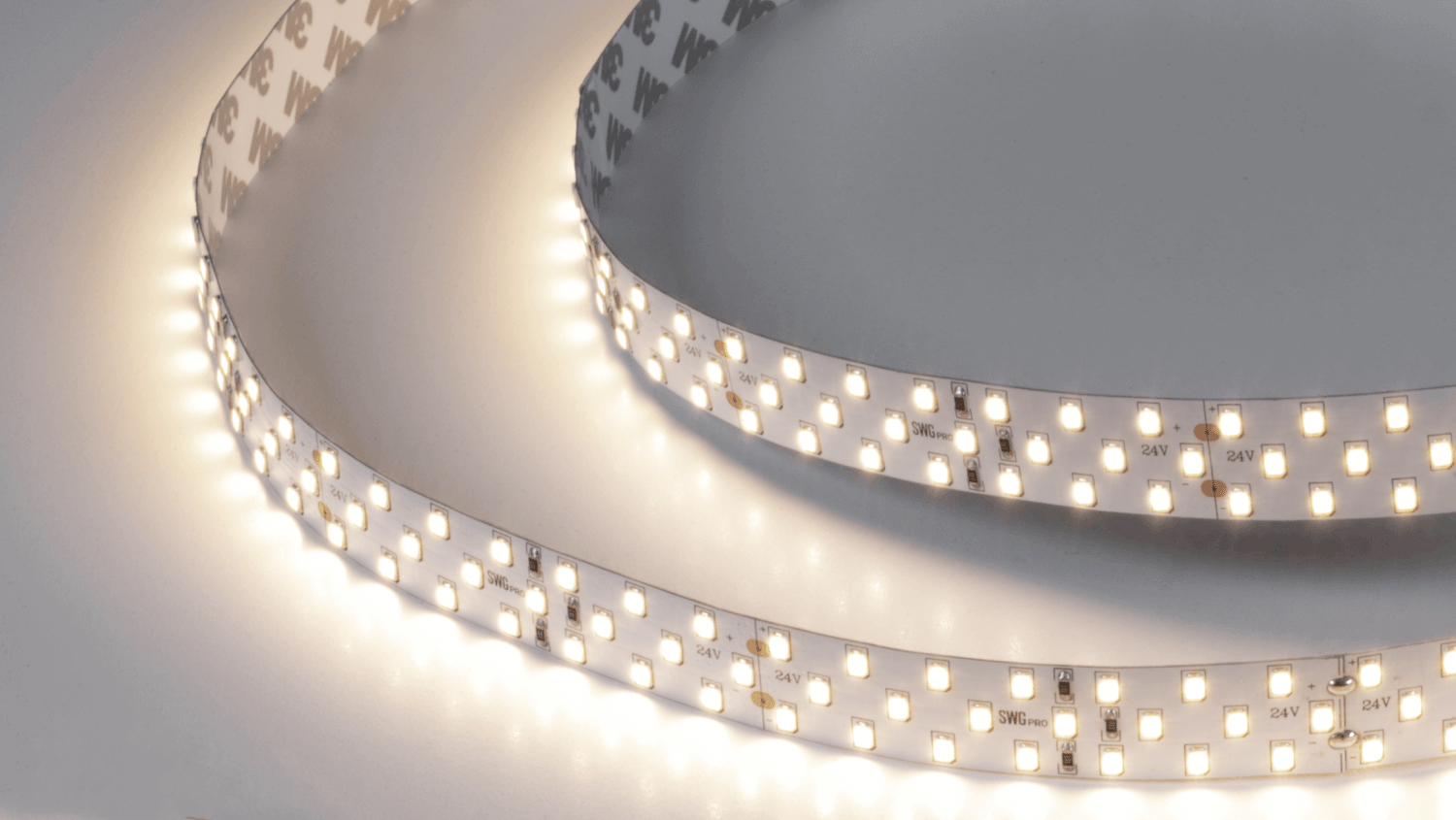 Лента светодиодная SMD 2835, 252 LED/м, 24 Вт/м, 24В , IP20, Теплый белый