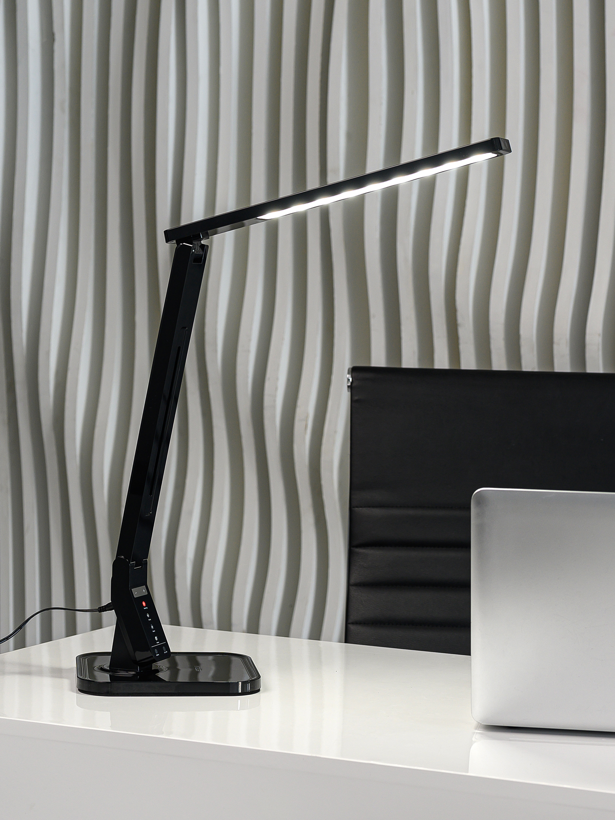 Светильник настольный Artstyle TL-259B Led диммир.14Вт черный