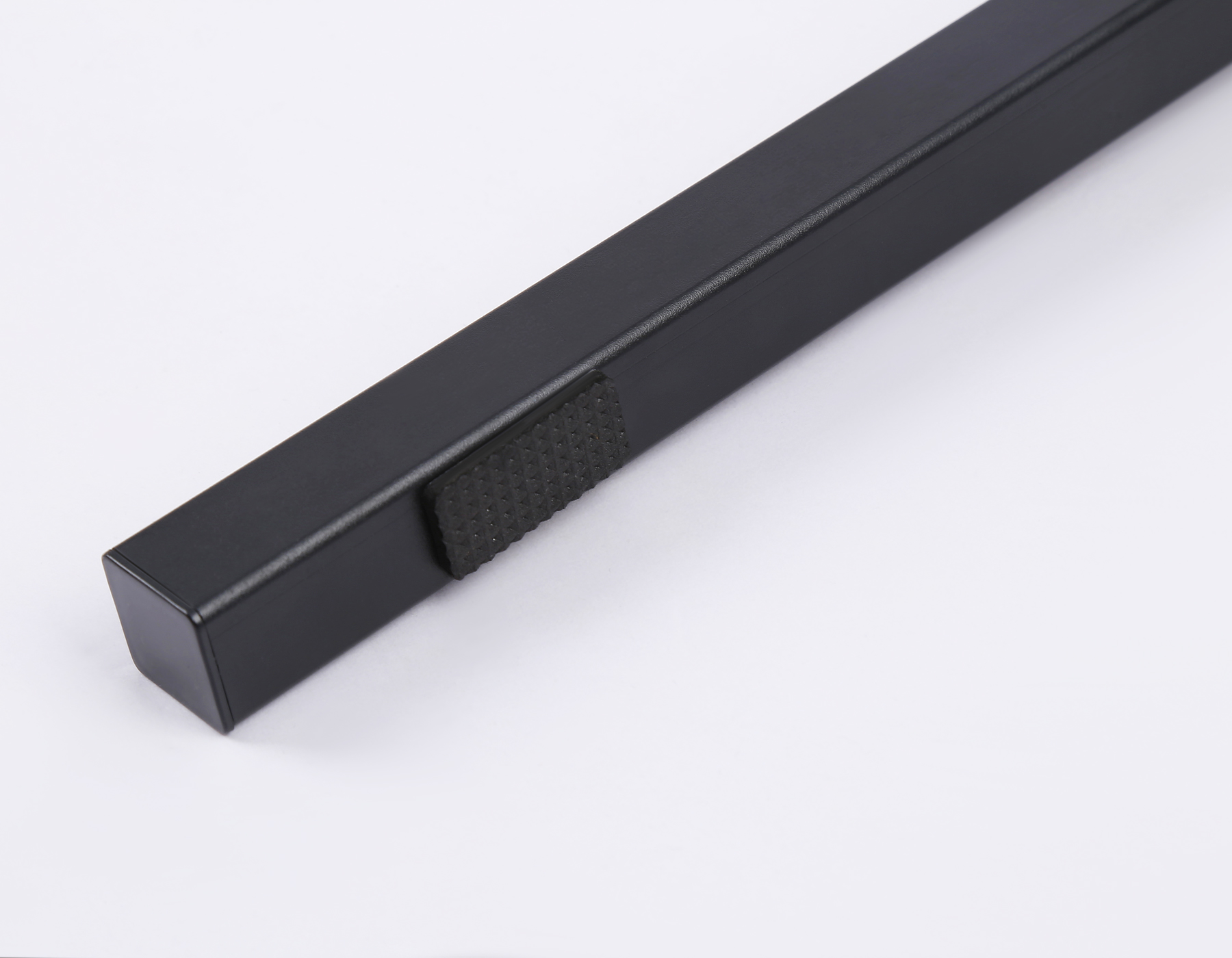 Светильник светодиодный напольный с пультом FL8027 BK черный LED 20W RGB D32*1650 (ПДУ РАДИО 2.4G)