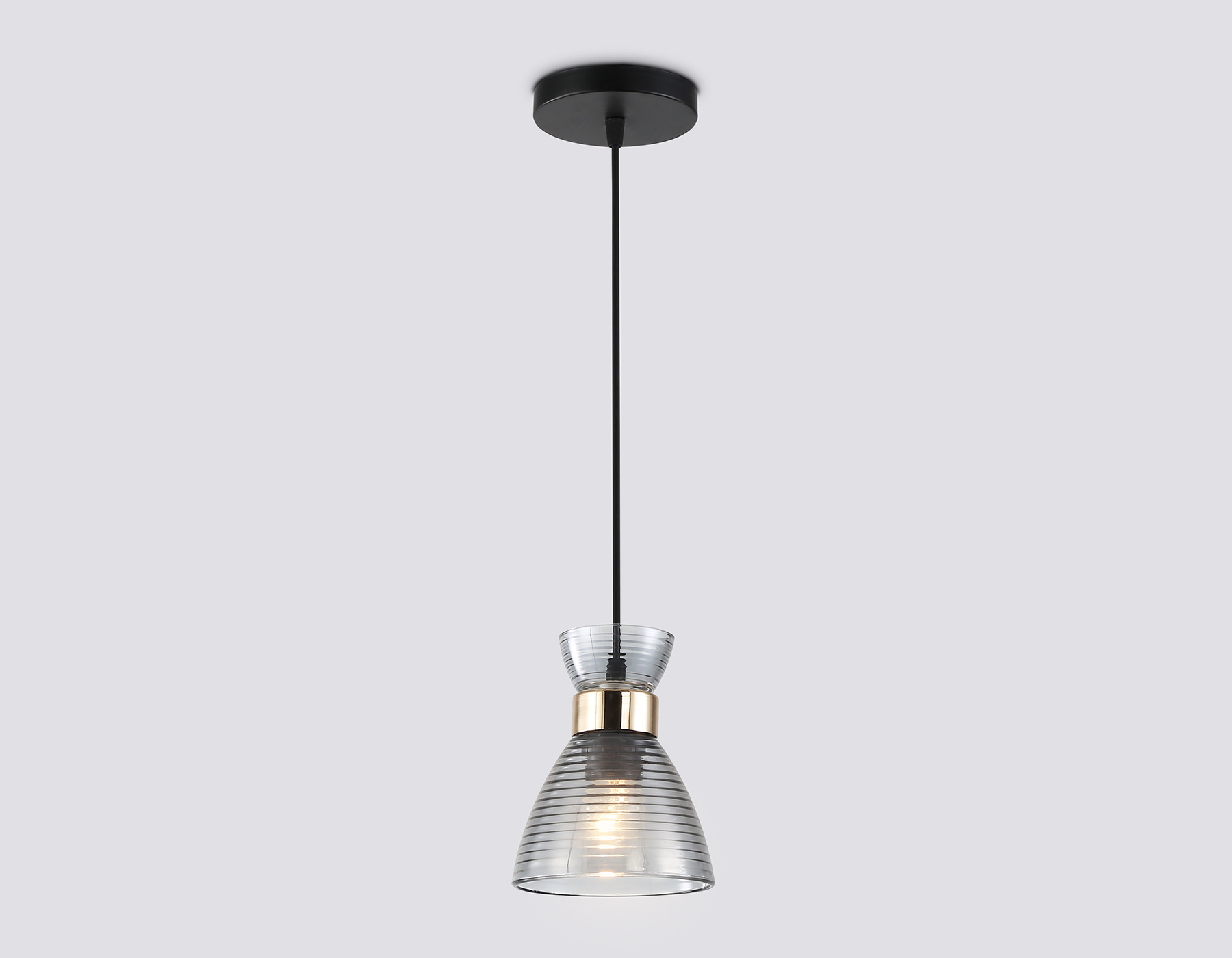 Светильник подвесной Ambrella TR3406 BK/FGD/SM черный/золото/дымчатый E27 max 60W D135*1000