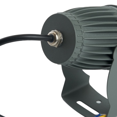 Прожектор светодиодный LL-825 8W 85-265V IP65 D70xH155, 2700K