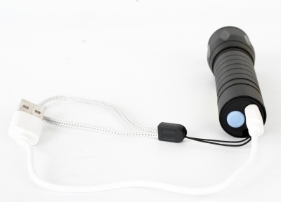 Фонарь ULTRAFLASH E1337 аккум. 3,7В, черный, XPE + COB LED, 3 Вт, 3 реж., Micro - USB, бокс