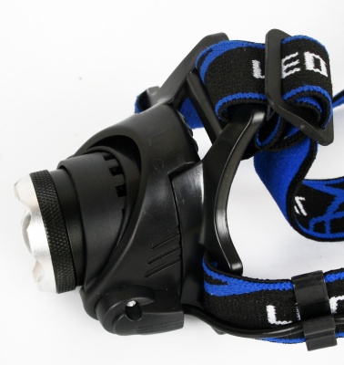 Фонарь ULTRAFLASH E150 аккум. 220В, черн., CREE 3W, фокус, 2ак 3 реж.,  пласт. бокс