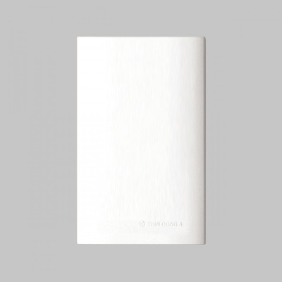 Крышка одиночной монтажной коробки декоративная, Shin Dong-A, Белая. LAON