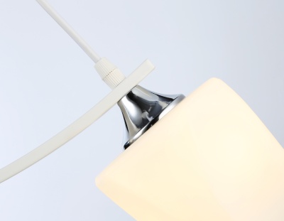 Люстра подвесная Ambrella TR303154/2 WH/CH/FR белый/хром/белый матовый E27/2 max 40W 640*115*410