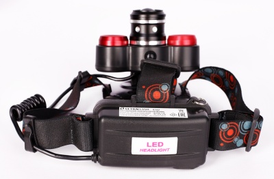 Фонарь ULTRAFLASH LED5338 налоб акк 3,7В, черн., 3LED, 5 Вт, фокус, 2 ак. 4 реж, USB, бокс са