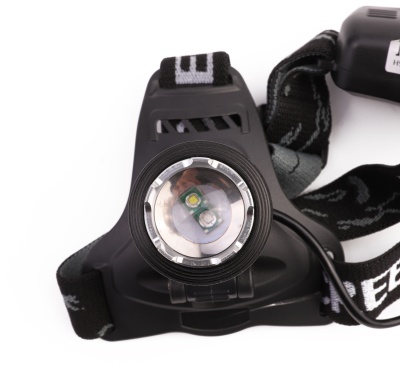 Фонарь ULTRAFLASH LED5339 налоб акк 3,7В, черн., LED+синий LED, 5 Вт, фокус, 2 ак. 4 реж, USB, са