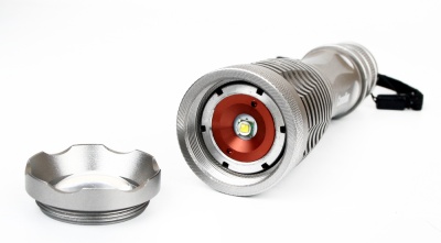 Фонарь CAMELION LED5137 титан LED XML-T6 ZOOM 5 реж 3XLR03 в компл, алюм, откр. блистер