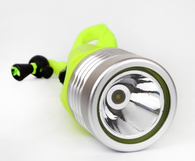 Фонарь CAMELION LED 51534 желтый, LED 3W SEOUL  глуб 30м, 4xLR6, дайв, пласт+алюм., блистер 